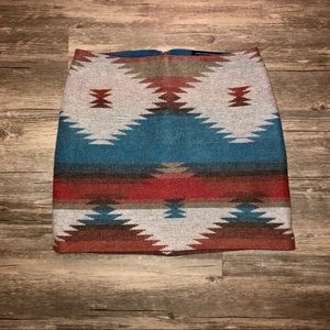 ❤️American Eagle 00 Aztec print skirt❤️